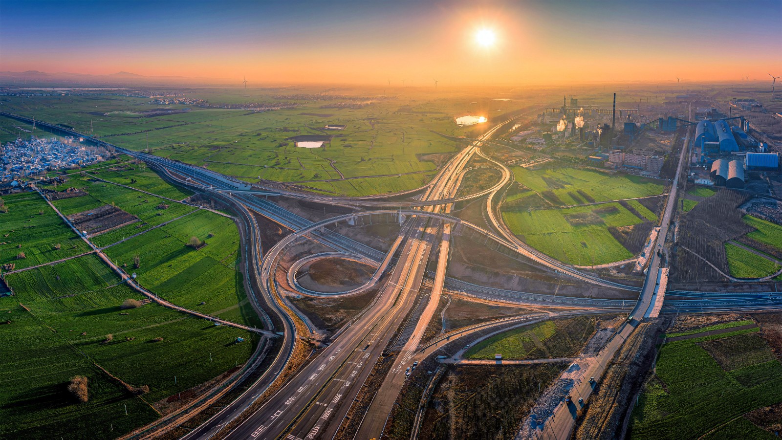 145922906.jpg 145922906.jpg